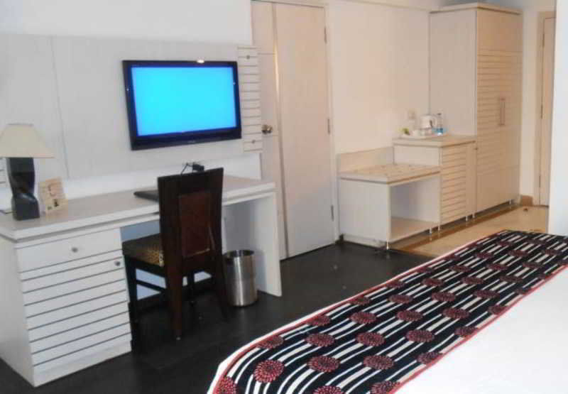 Amar Yatri Niwas Hotel Agra  Exterior photo