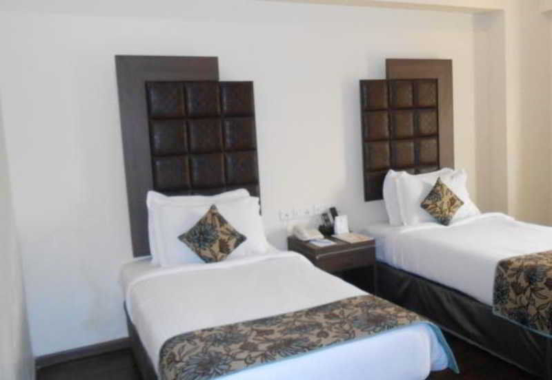 Amar Yatri Niwas Hotel Agra  Exterior photo